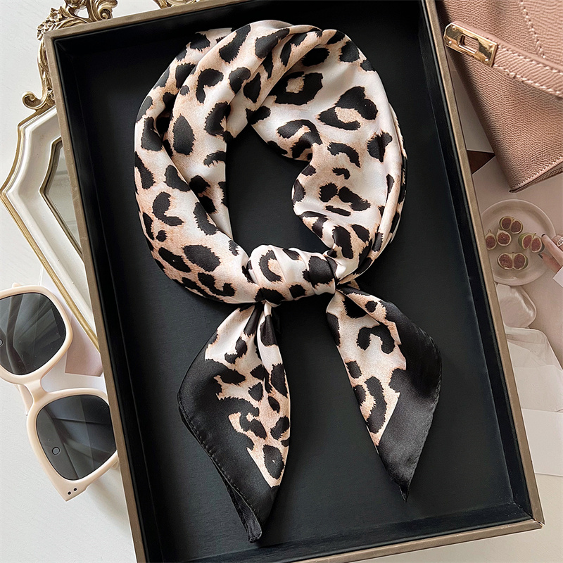 Scarf Silk Square - 70cm quadrado de luxo leopardo impressão