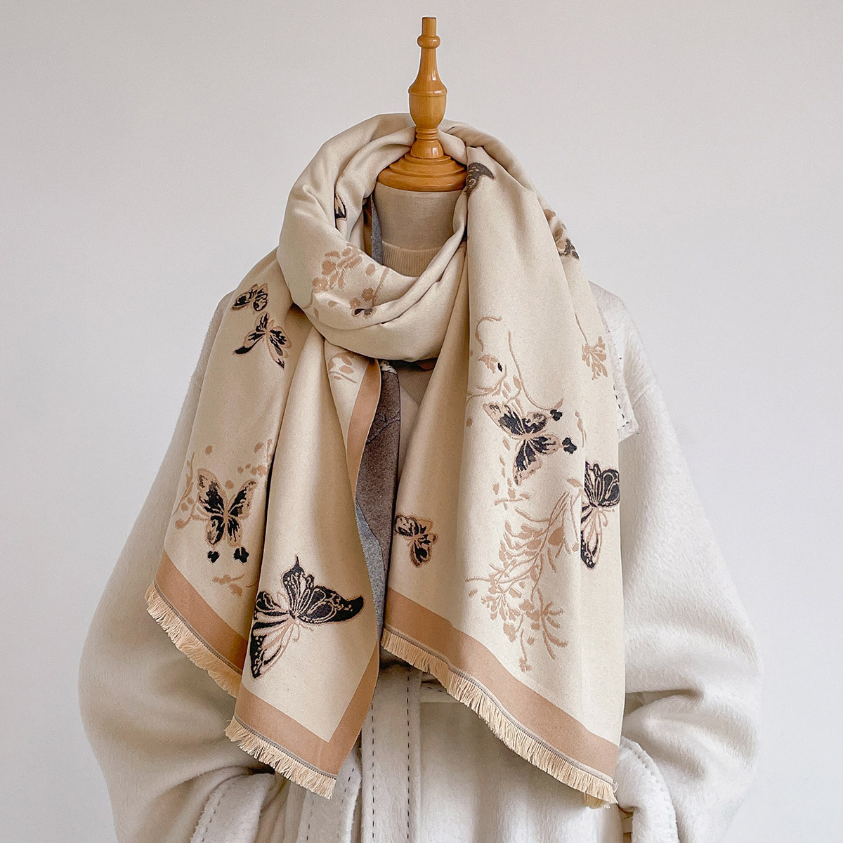 Cachecol Feminino de Imitação  - Woven Scarf Blanket avaliação e preço