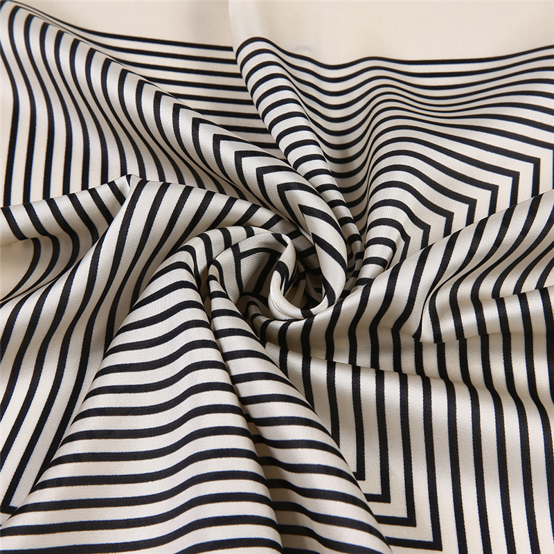 Frange quadro lenços quadrados - Silk Tie Striped avaliação e preço